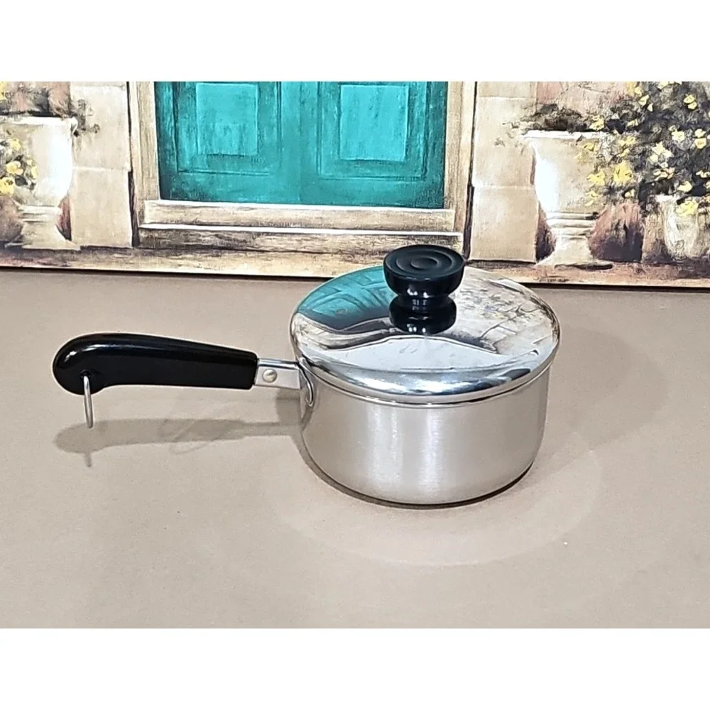 REVERE WARE 1 Qt 96K Stainless Saucepan Clad Bottom w/Lid Clinton, Ill. USA